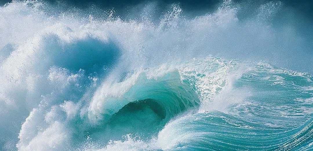 huge crashing waves