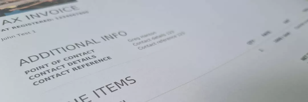 An image of a professional invoice template UK with customizable fields for company details, item descriptions, and pricing.