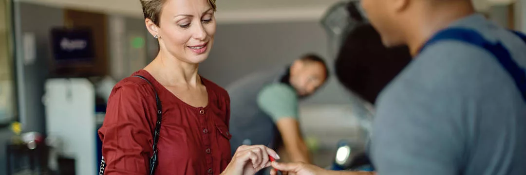 A person signing a hire purchase agreement
